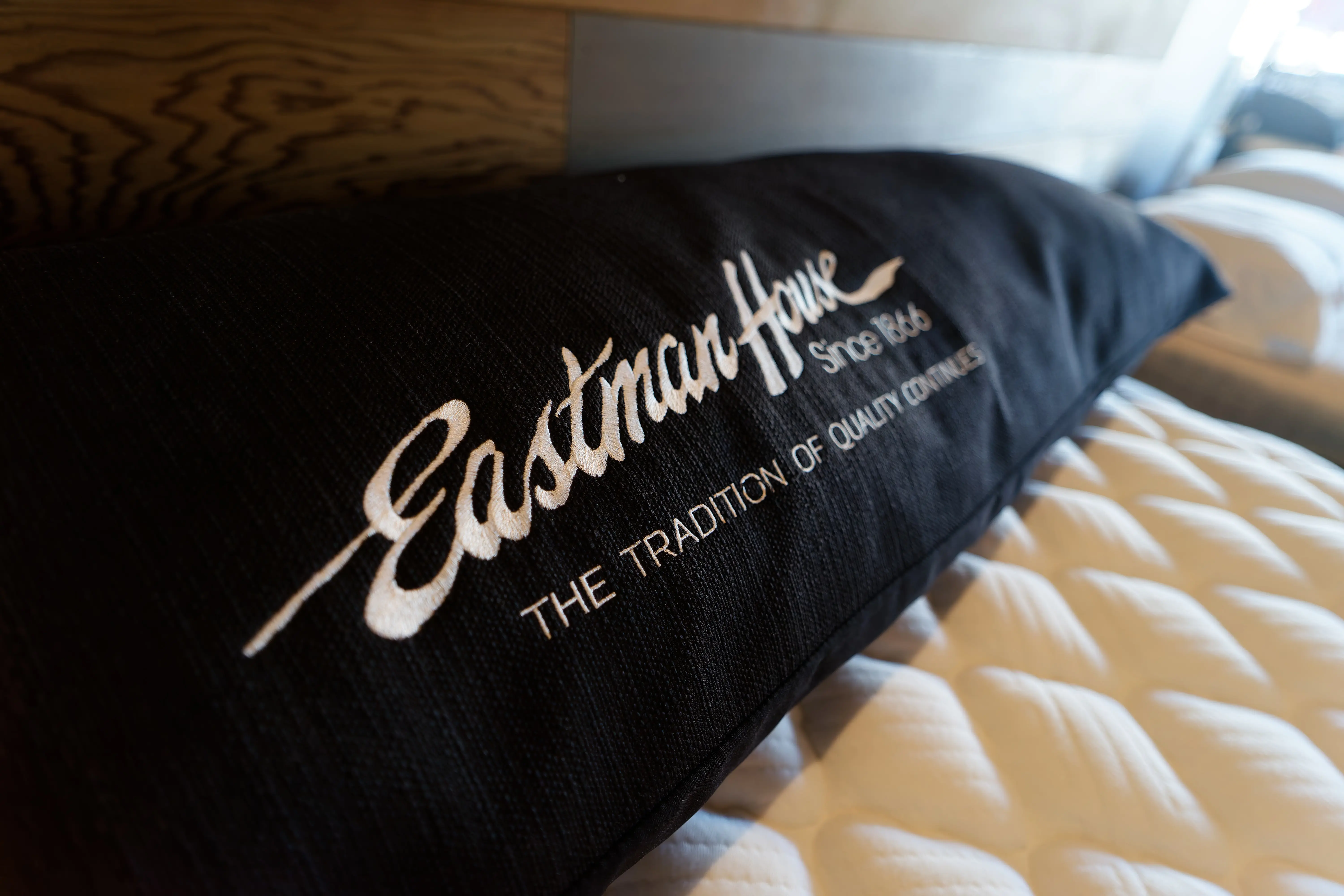 Close-up of Eastman House black mattress tag